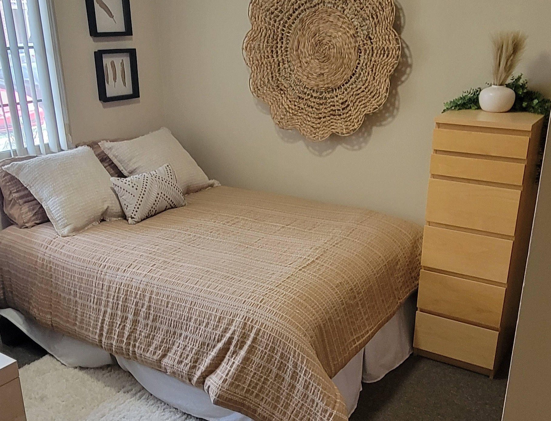 girls bedroom full 25 edit